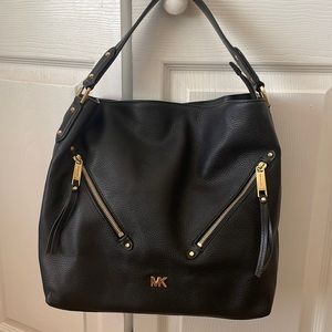 Black Michael Kors tote